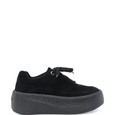 Замшевые кроссовки с круглым носом