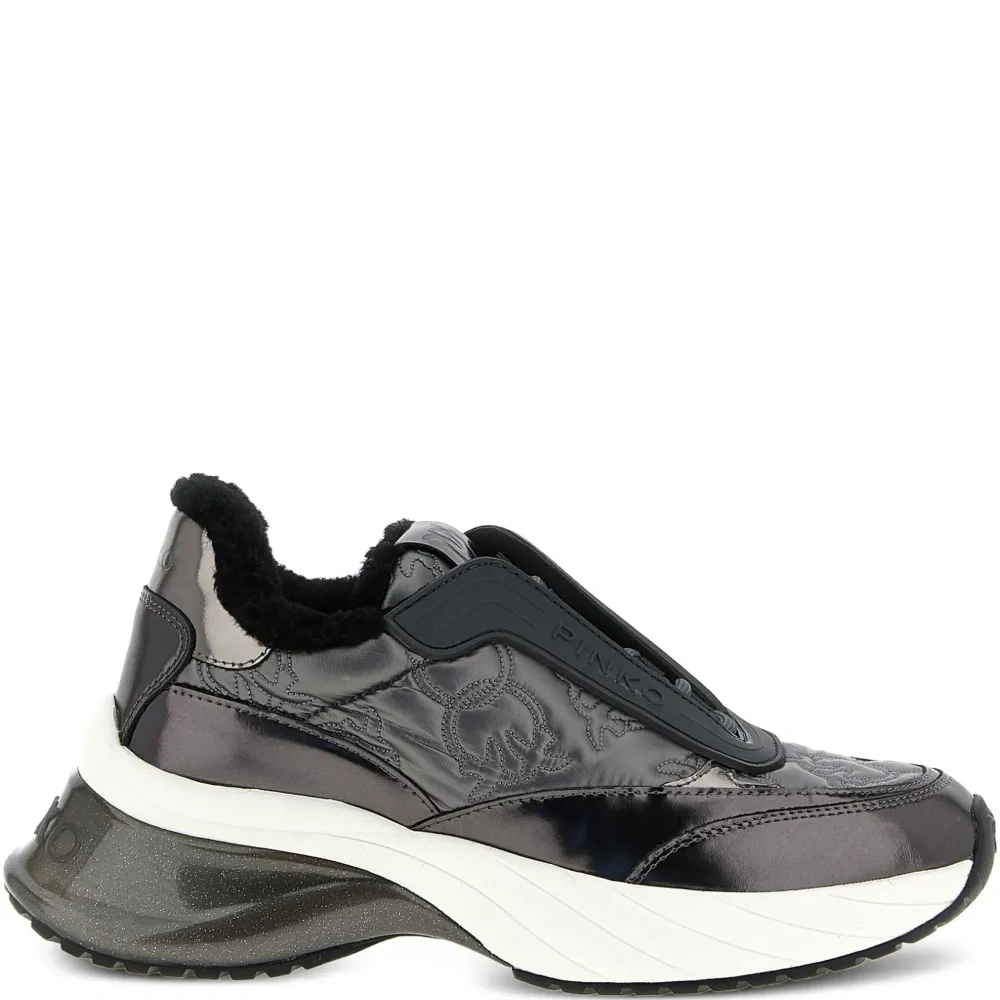 Стеганые кроссовки Ariel 19 с логотипом