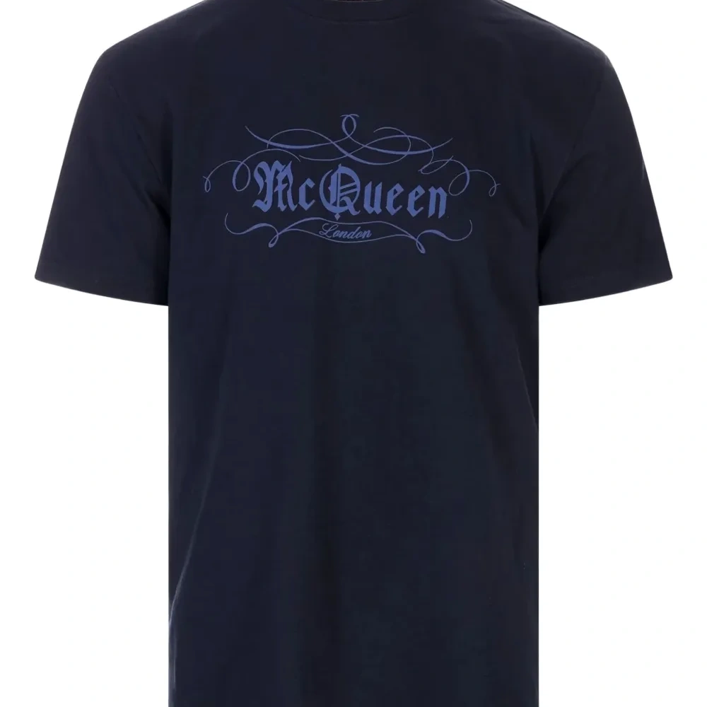 Футболка с логотипом