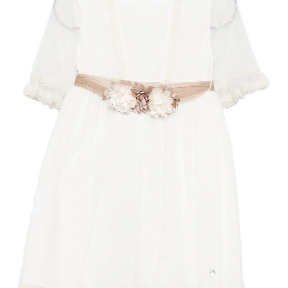 Платье с поясом