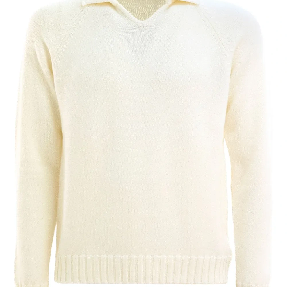 Свитер с V-образным вырезом