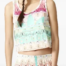 Укороченный топ с принтом логотипа