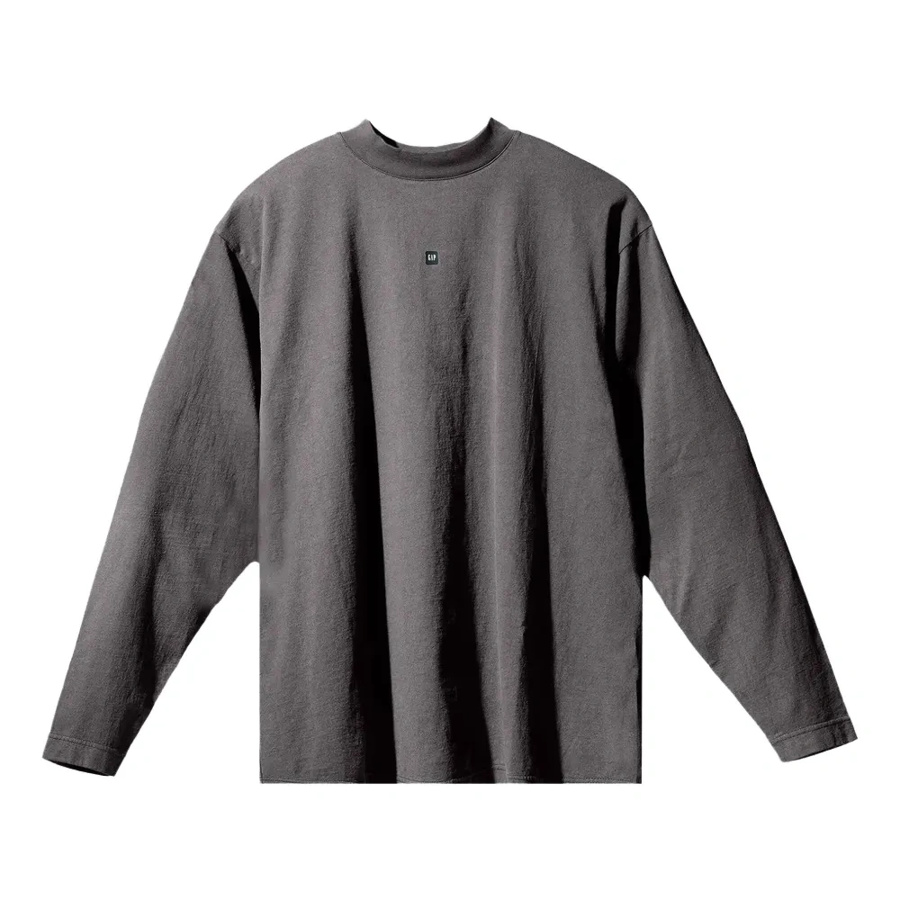 Футболка с длинными рукавами и логотипом