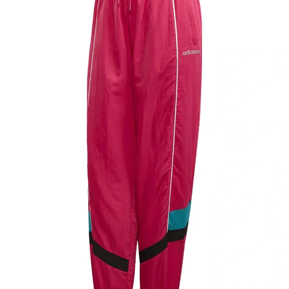 Спортивные брюки в стиле колор-блок Спортивные брюки в стиле колор-блок