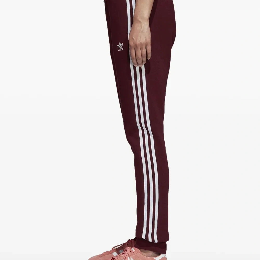 Спортивные брюки с логотипом