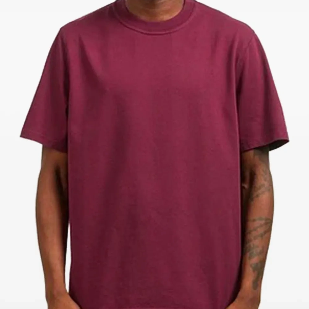 Футболка с графичным принтом