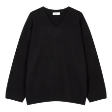 Свитер с V-образным вырезом