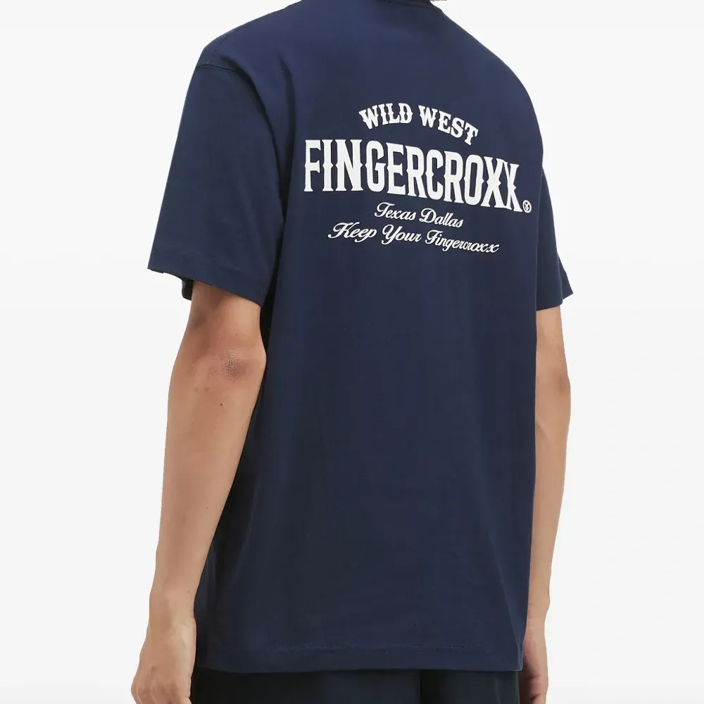 Футболка с логотипом Футболка с логотипом