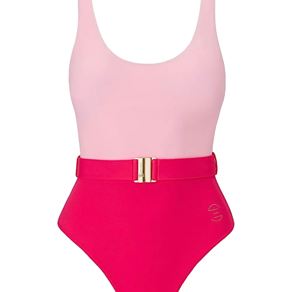 Купальник в стиле колор-блок с поясом