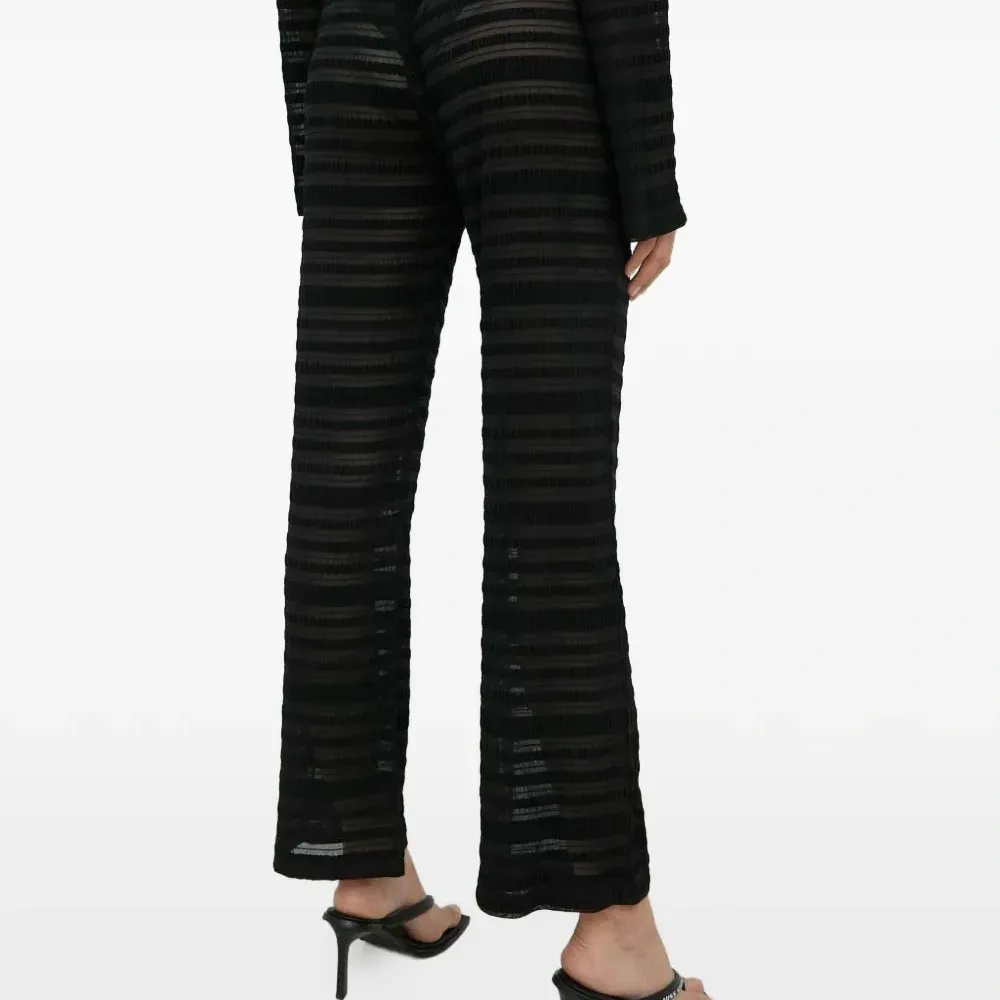 Брюки в полоску