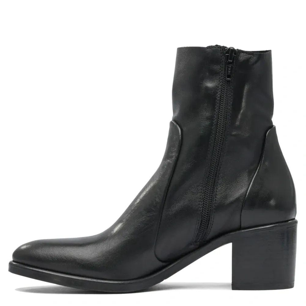 Ботильоны на блочном каблуке