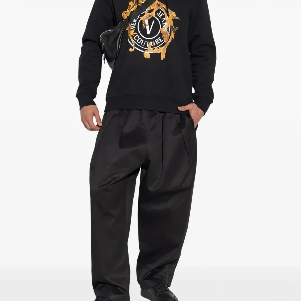 Худи с логотипом