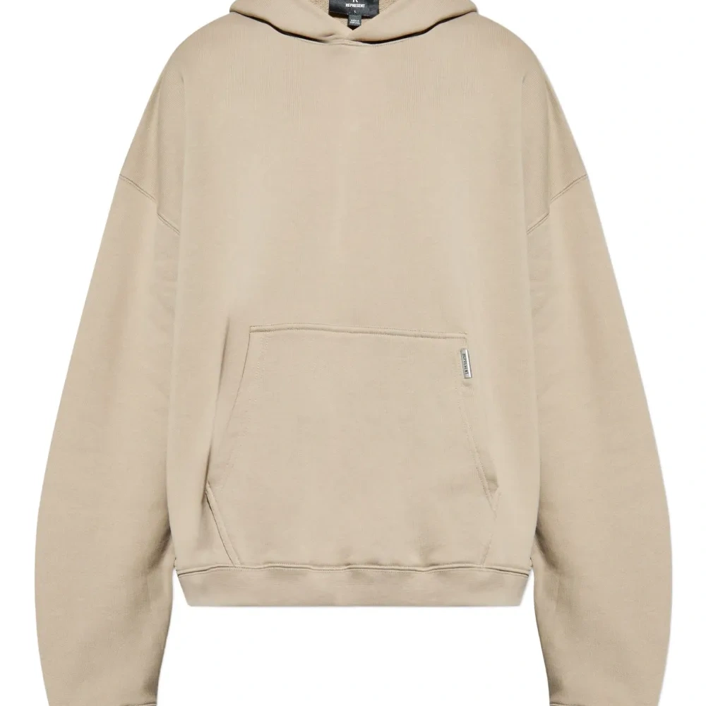 Свитер с капюшоном