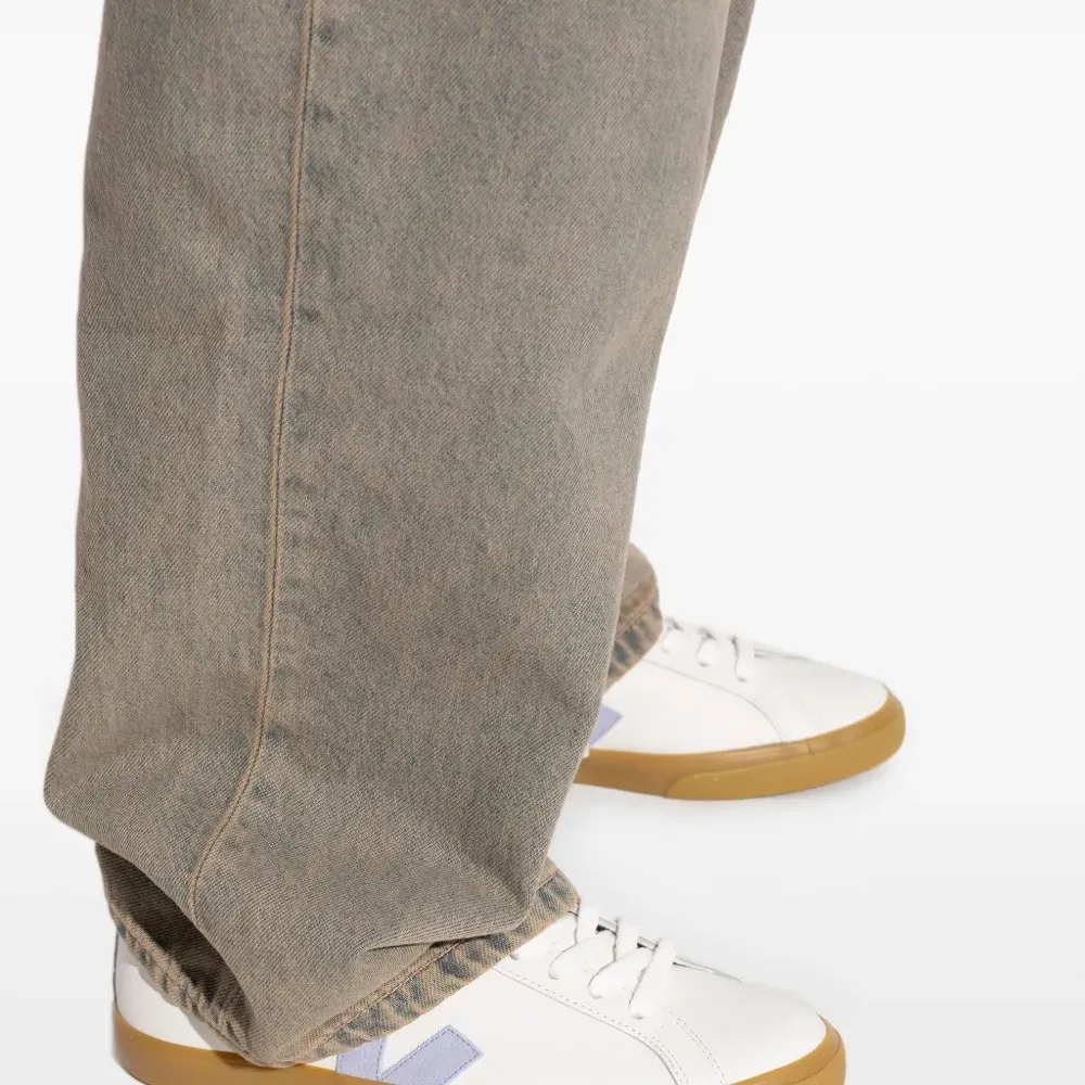 Кроссовки с логотипом Кроссовки с логотипом