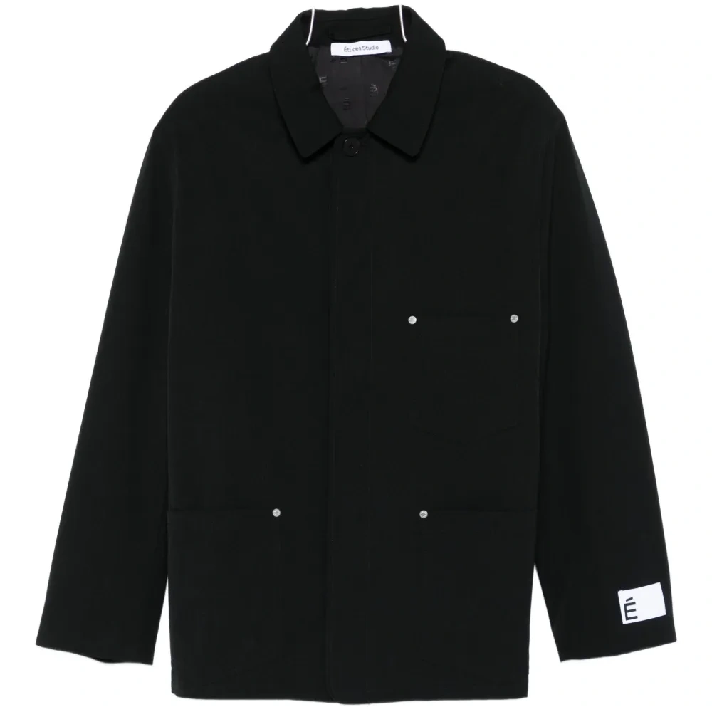 Куртка с застёжкой на пуговицы и карманами