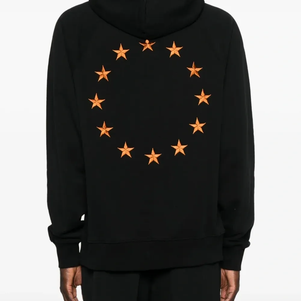 Худи с вышивкой