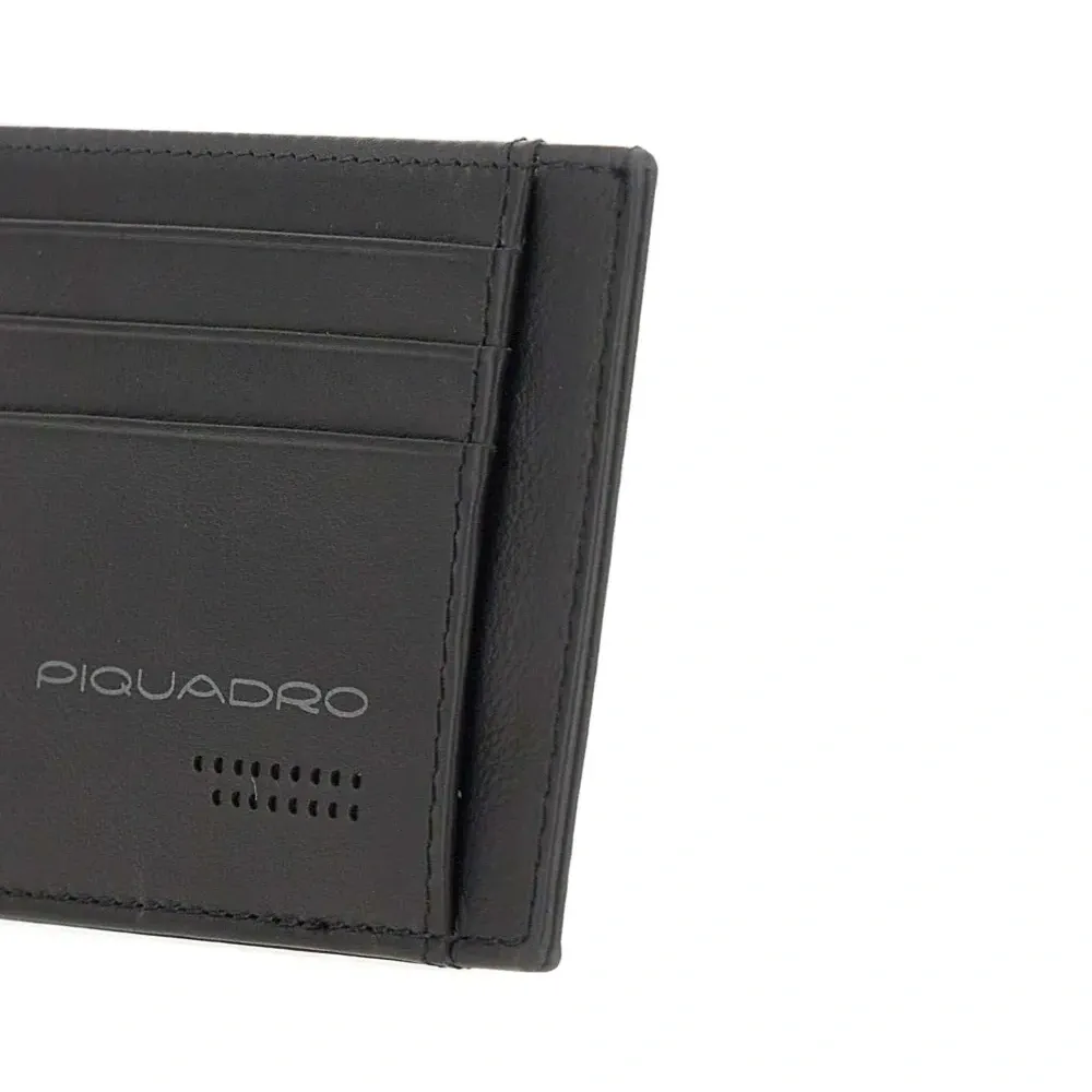 Картхолдер с логотипом