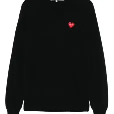 Свитер со стразами