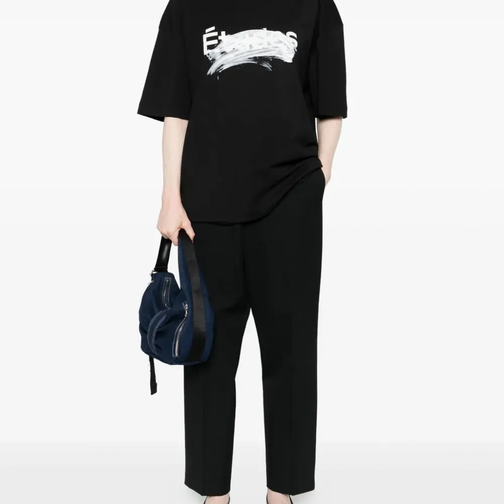 Футболка из органического хлопка с логотипом Футболка из органического хлопка с логотипом