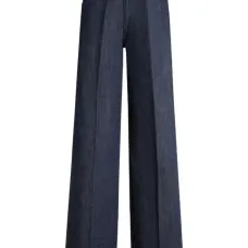 Джинсы с карманами