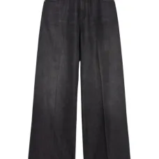 Широкие джинсы с манжетами