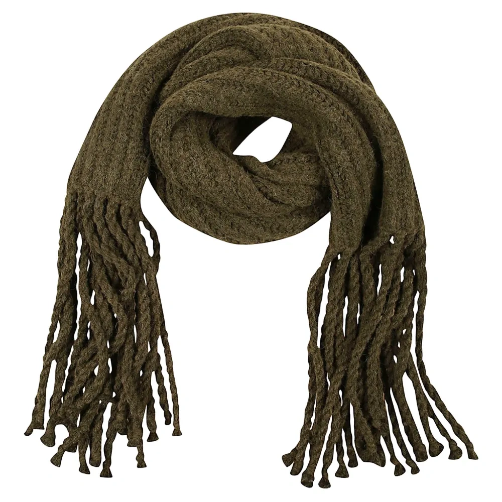 Шарф с бахромой Шарф с бахромой