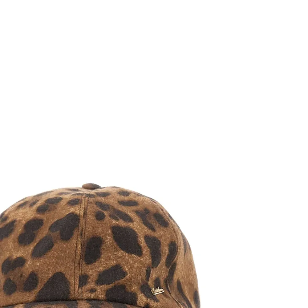 Бейсболка с леопардовым принтом