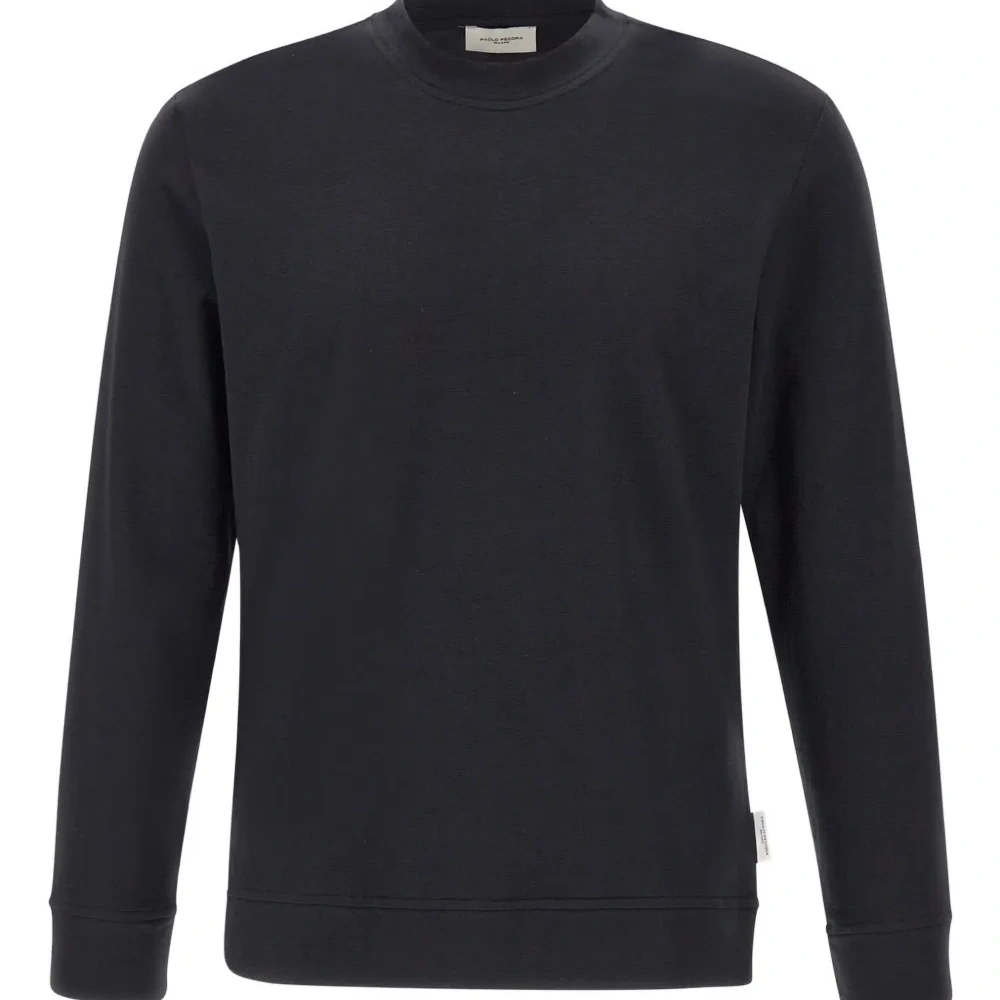 Свитер с круглым вырезом