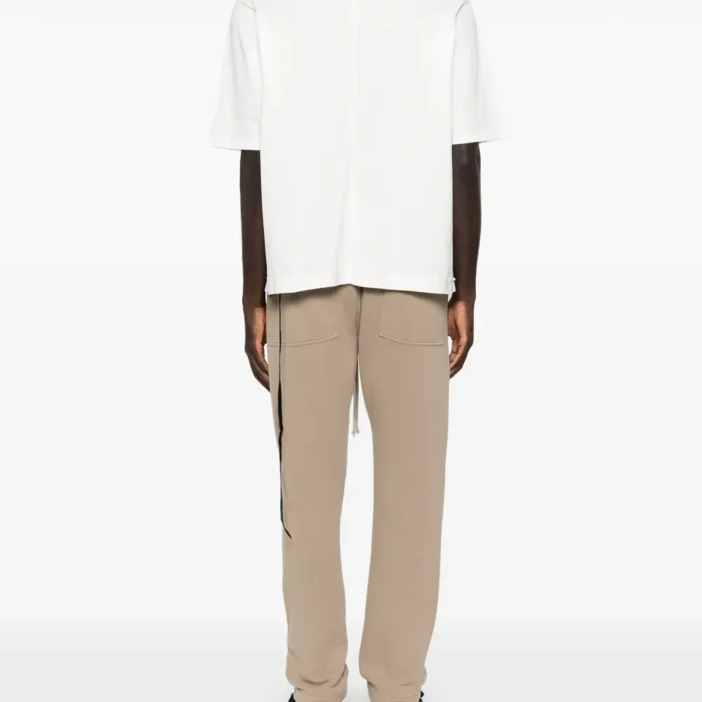 Футболка с короткими рукавами