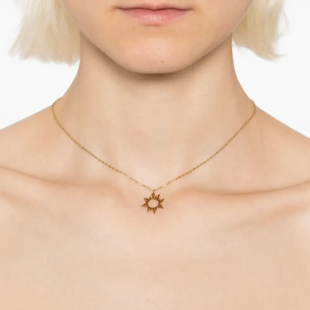 Колье с подвеской