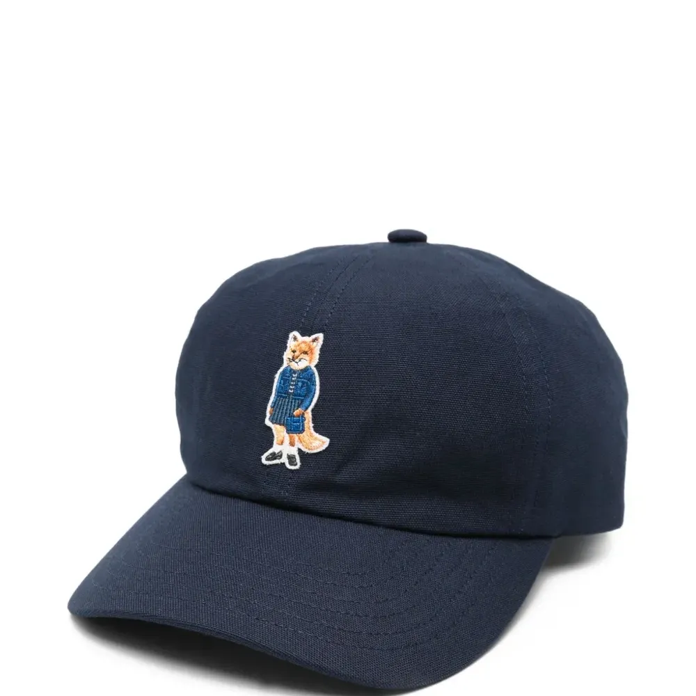 Бейсболка с вышивкой