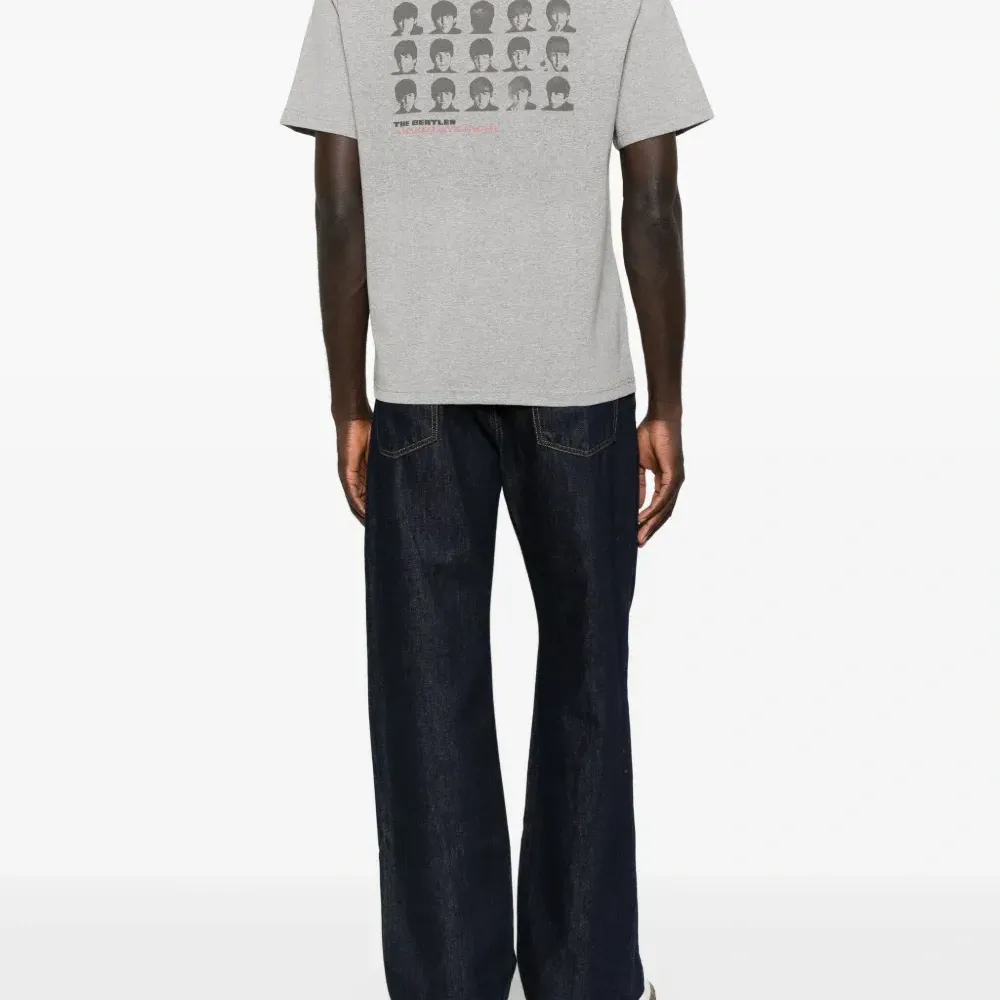 Футболка из коллаборации с Beatles