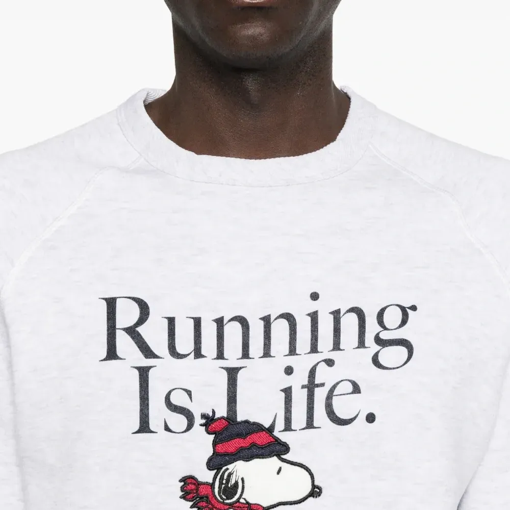 Толстовка с графичным принтом