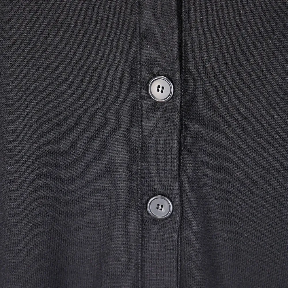 Кардиган с V-образным вырезом