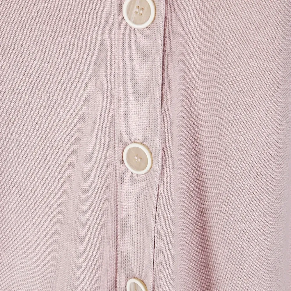 Кардиган с V-образным вырезом