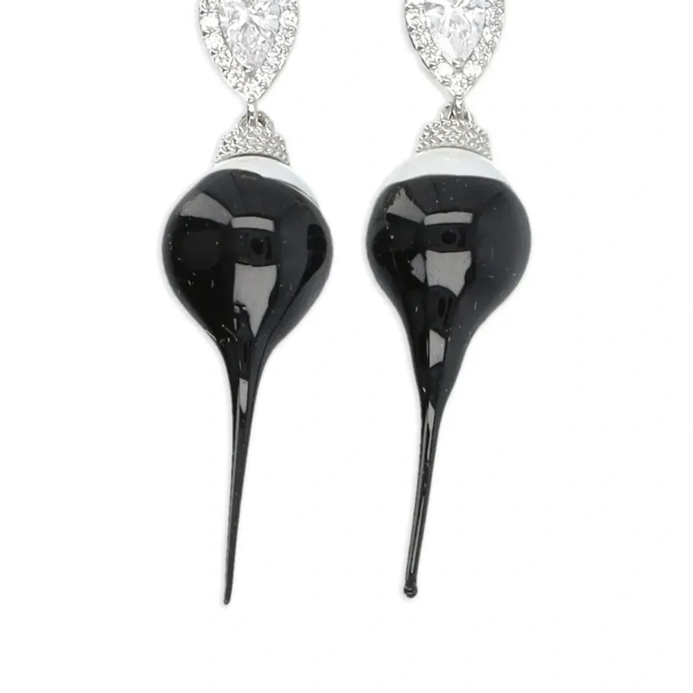 Серьги-подвески с кристаллами Серьги-подвески с кристаллами