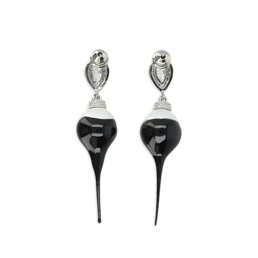 Серьги-подвески с кристаллами Серьги-подвески с кристаллами