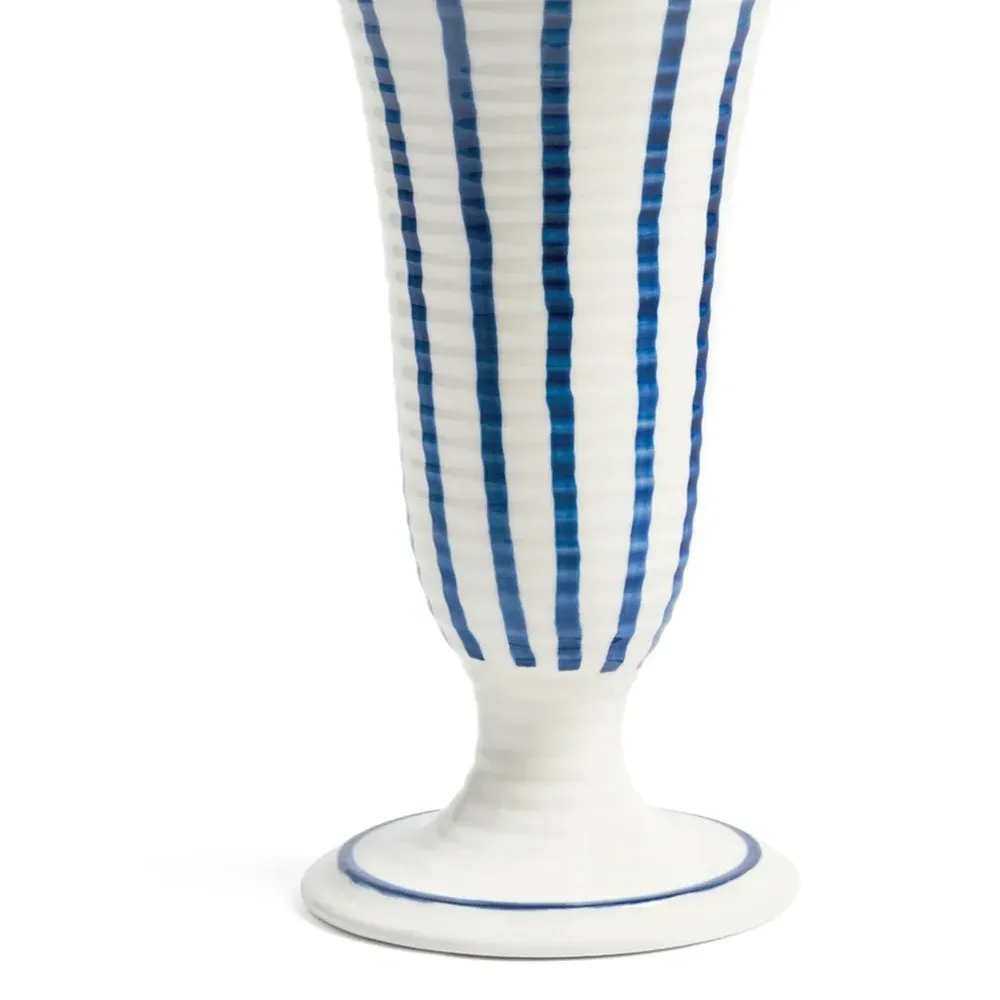 Ваза в полоску (13 x 25.5 см)