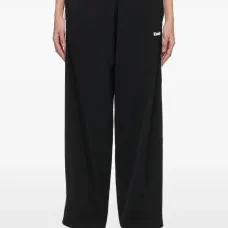 Спортивные брюки с лампасами