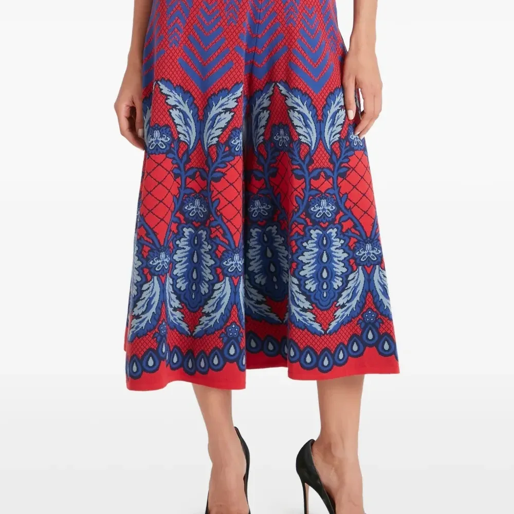 Брюки с узором шеврон