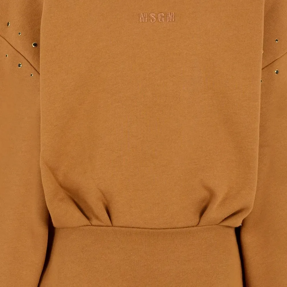 Декорированное платье с длинными рукавами Декорированное платье с длинными рукавами