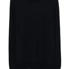 Свитер с узором в елочку