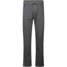 Джинсы с пятью карманами