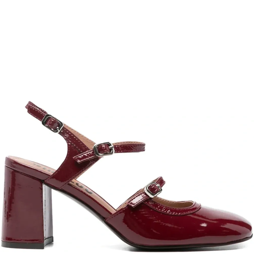 Кожаные туфли на каблуке