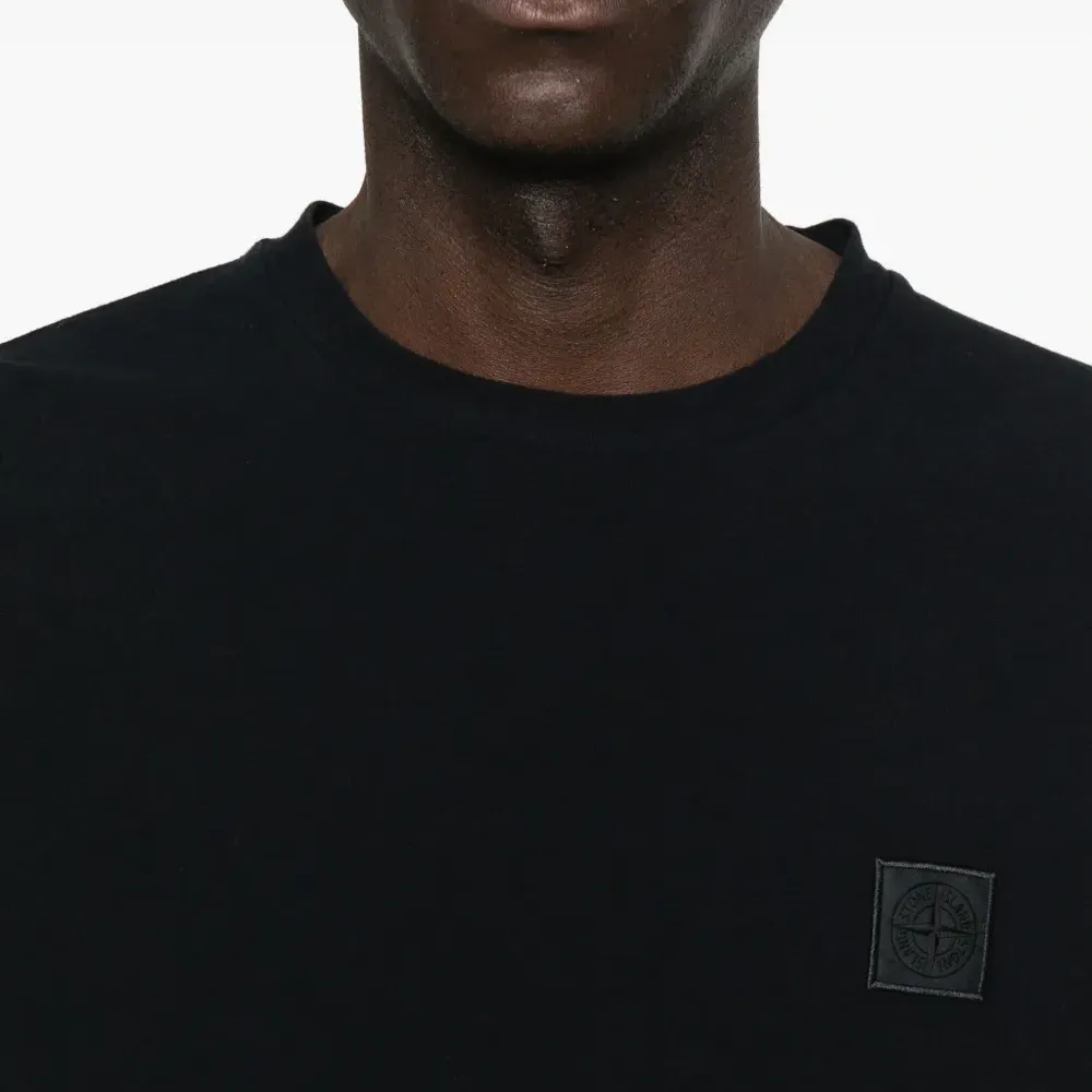 Лонгслив с нашивкой-логотипом