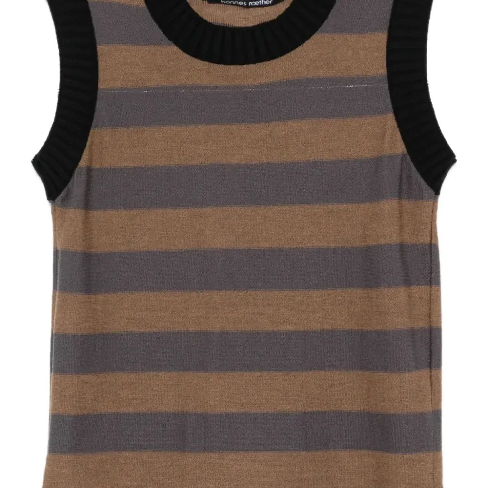 Полосатый топ без рукавов