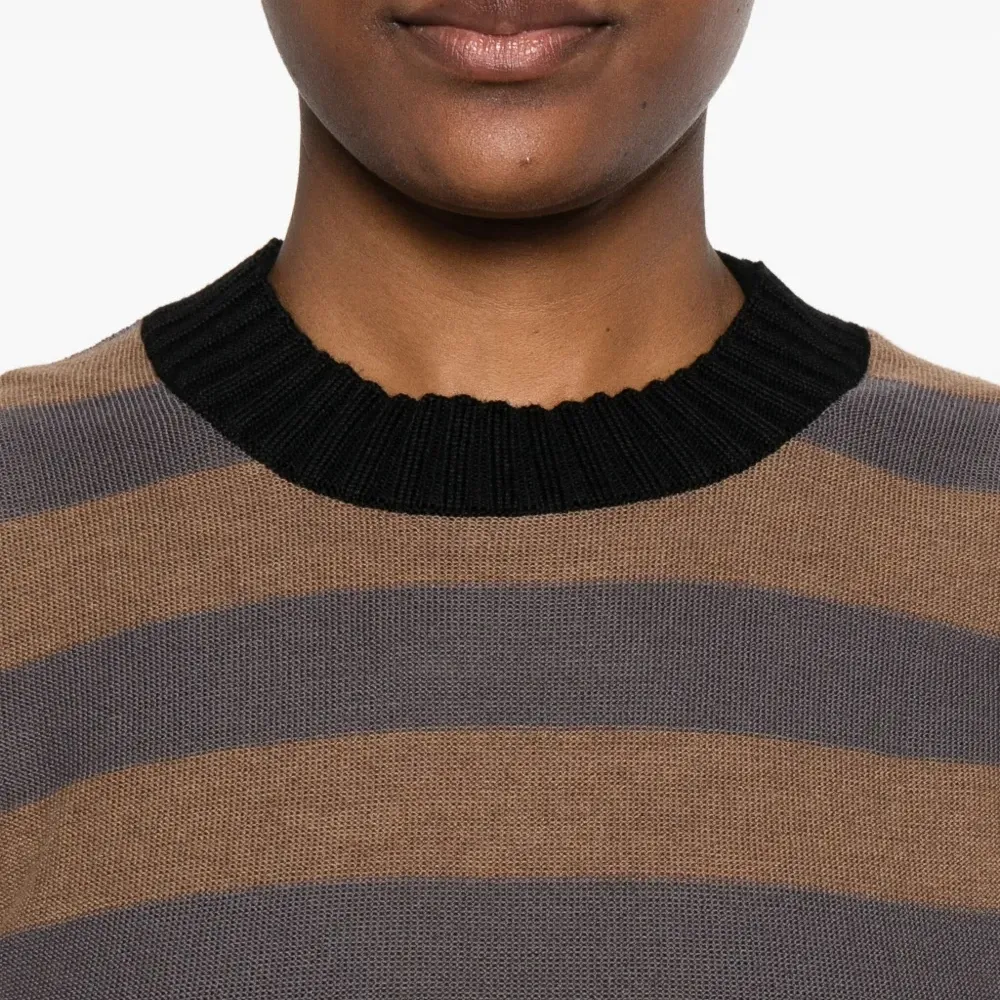 Полосатый топ без рукавов