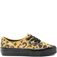 Кроссовки с леопардовым принтом