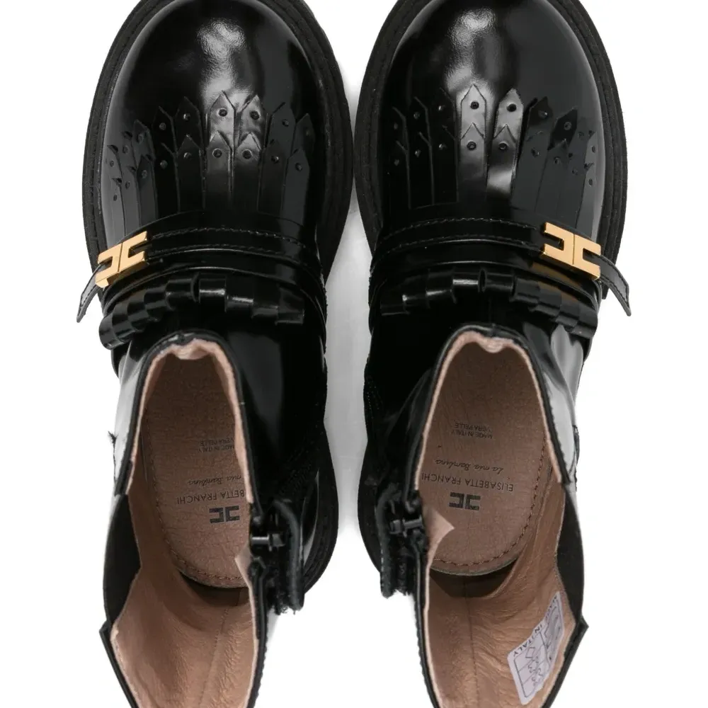 Ботинки с бахромой