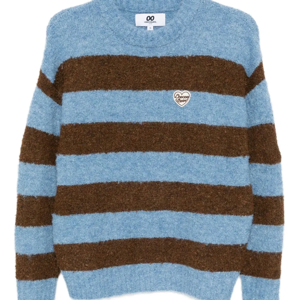 Джемпер с нашивкой-логотипом